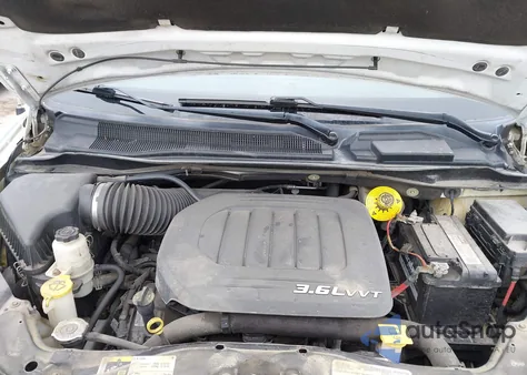 2016 Dodge Grand Caravan R/T z USA, uszkodzony, nr VIN 2C4RDGEGXGR367272